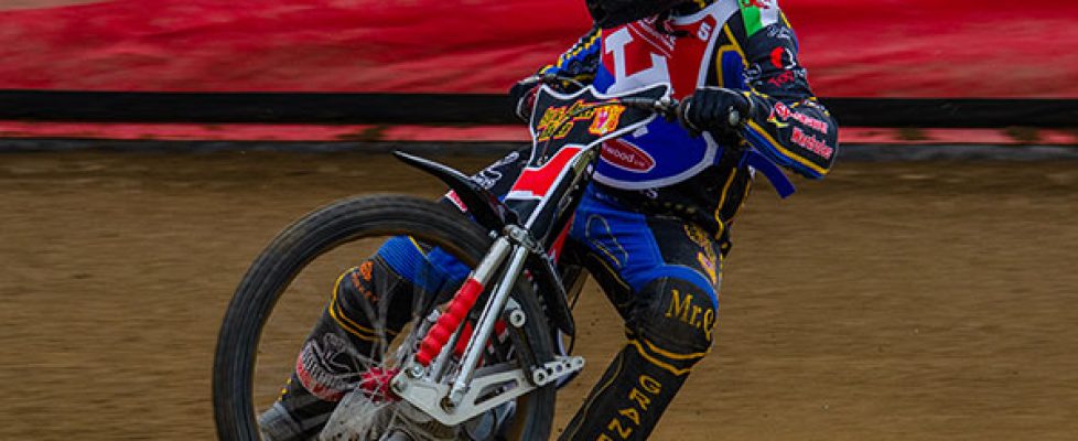 Nathan-Stoneman_Thurrock-Hammers_Credit-Tiffani-Graveling-Photography