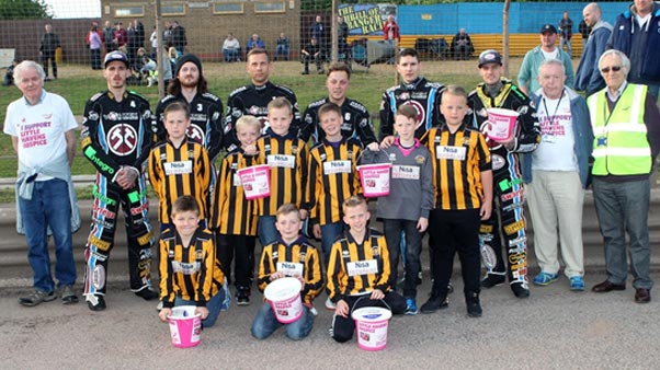 Thurrock-Hammers-Community-programme_Charity