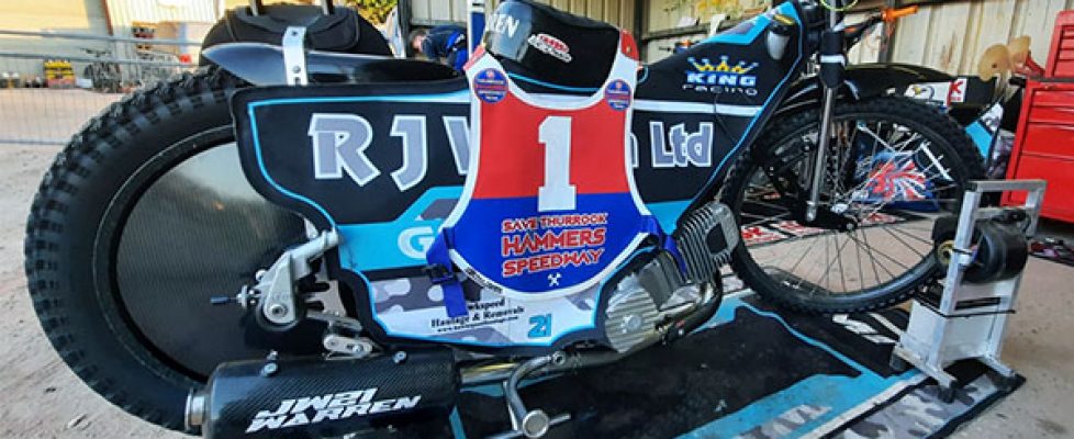 Hammers-Bring-in-4-sponsors