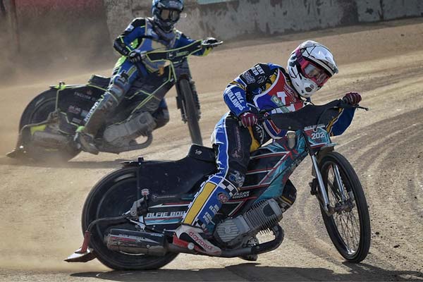 Hammers take on the Kent Eagles